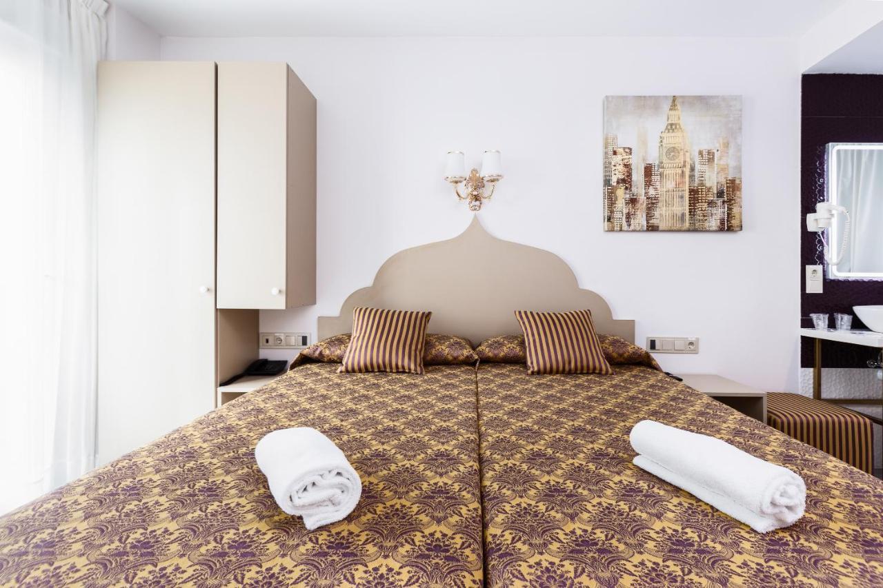Clopy Rocamar Hotel เบนิดอร์ม ภายนอก รูปภาพ