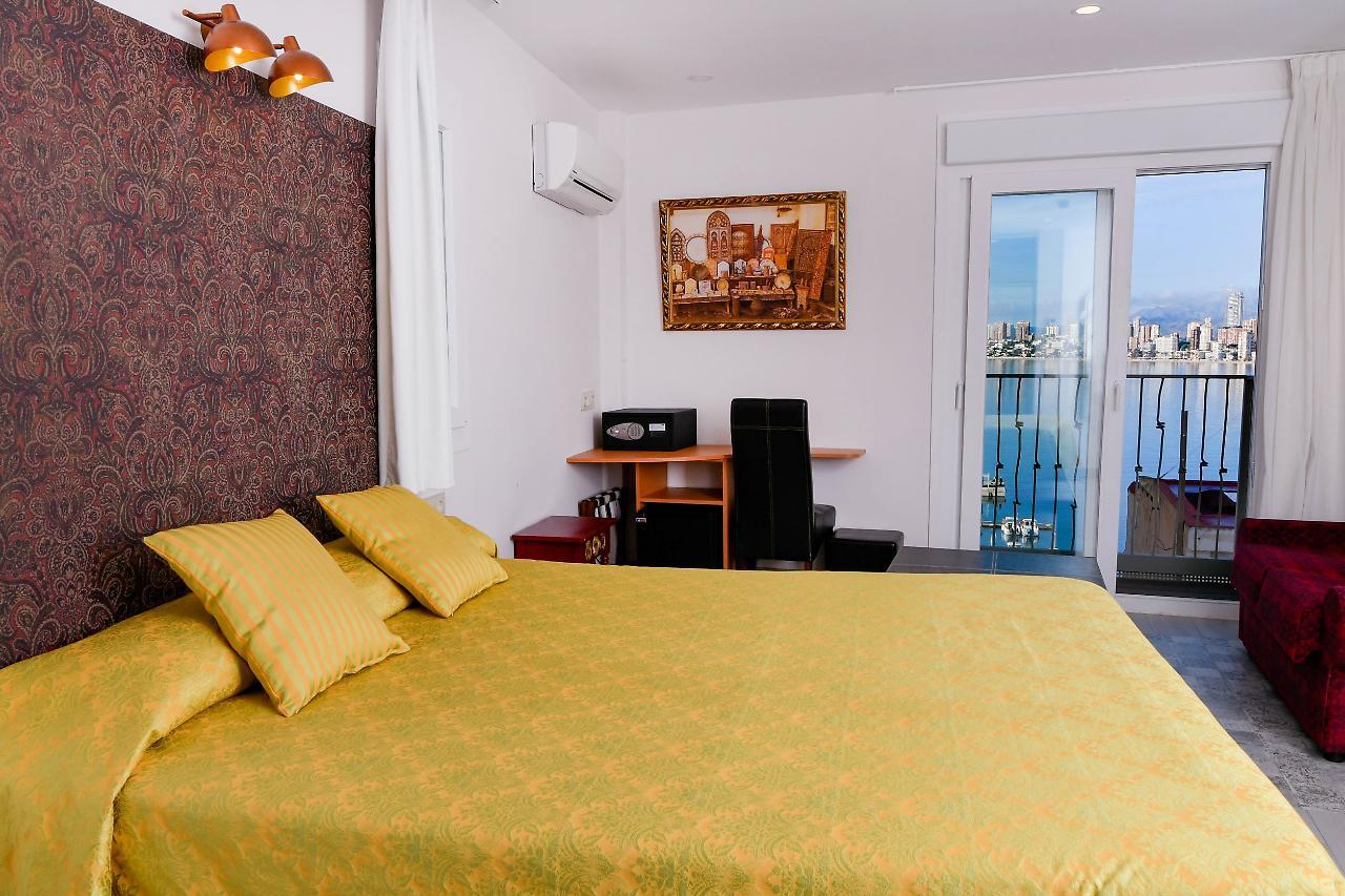 Clopy Rocamar Hotel เบนิดอร์ม ภายนอก รูปภาพ